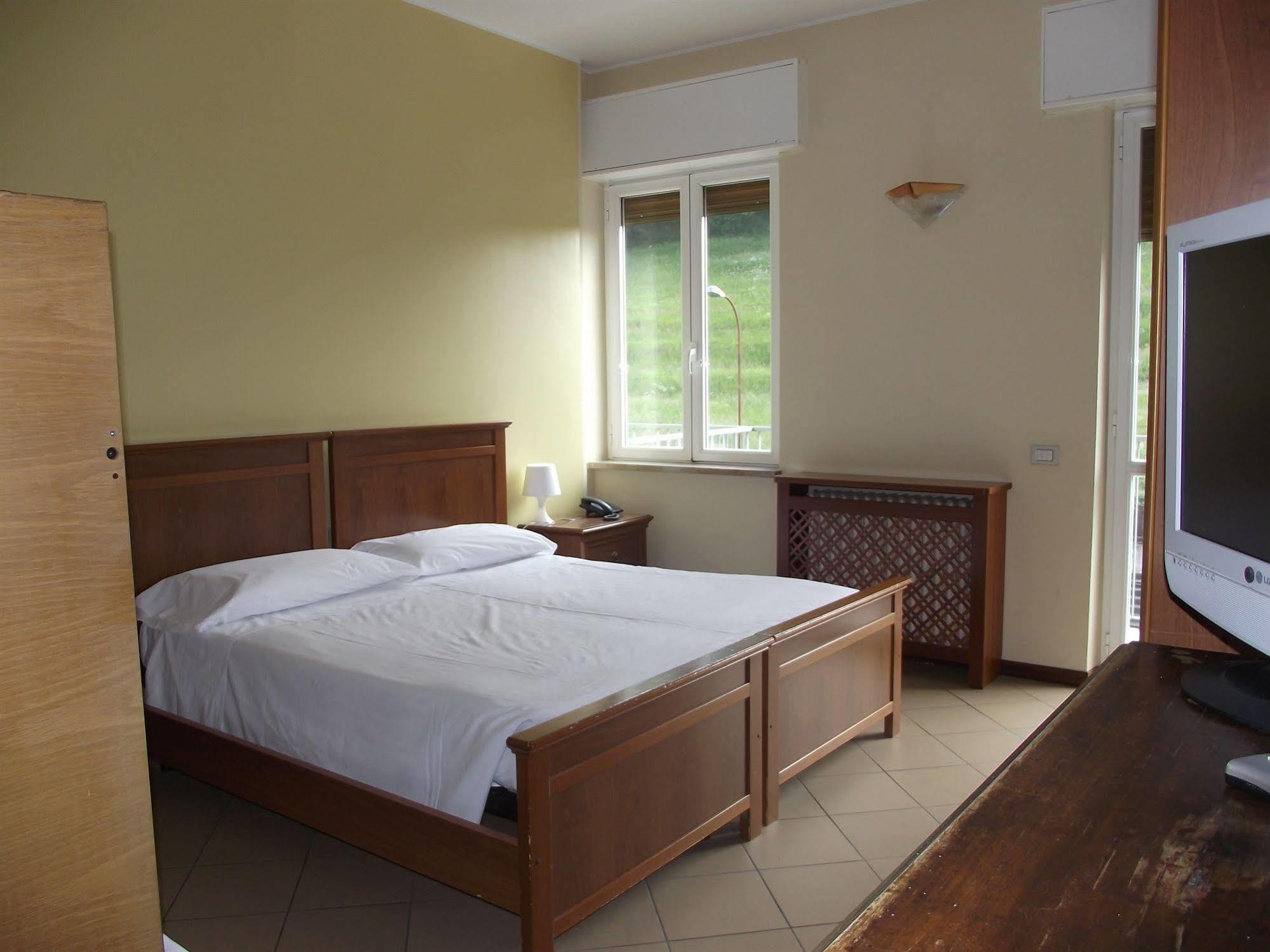 Hotel Ventolosa Villa d'Alme ภายนอก รูปภาพ